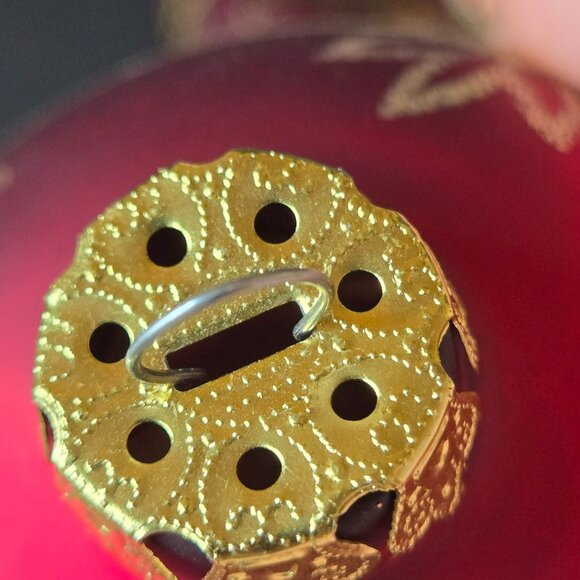 Red And Gold Glass Christmas Ornaments Set Of 5 Bow And Laurel Pattern 3–6 Inch - Picture 7 of 10